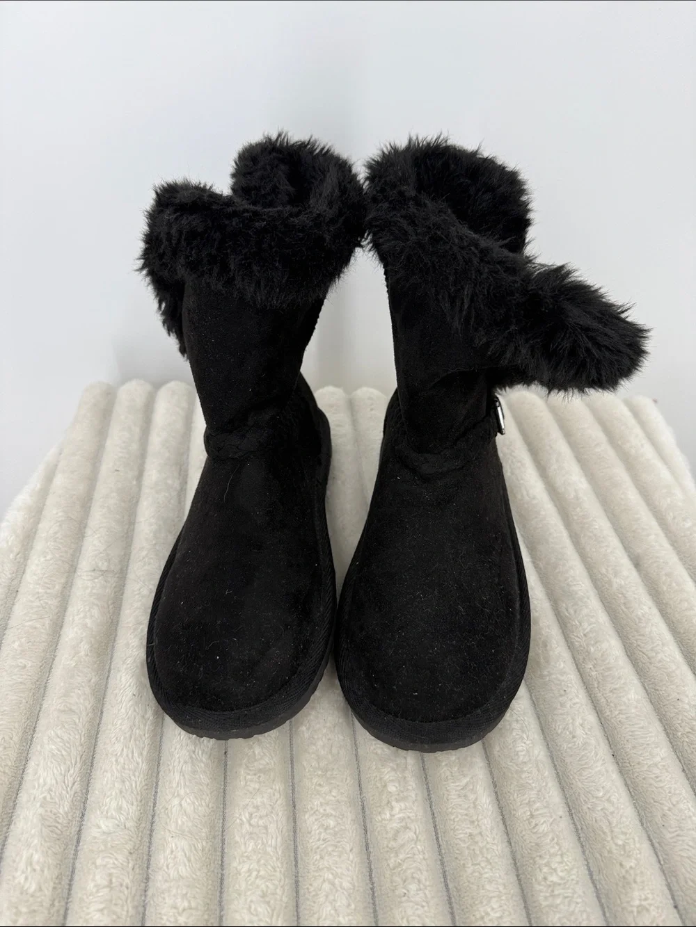 The Children’s Place Black Fur-Trim Suede Winter Boots Big Girls 6